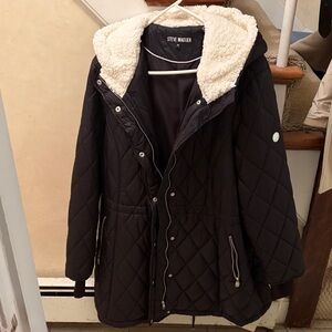 Steve Madden Black Quilted Puffer Jacket with Cream Lining